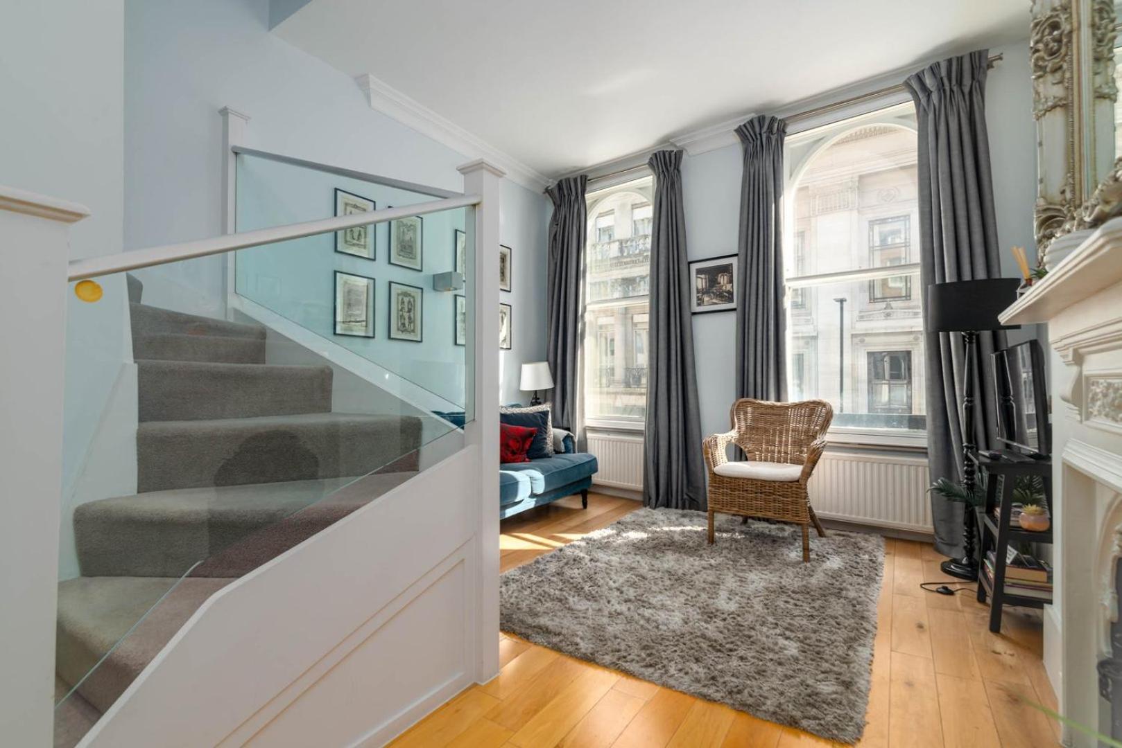 ロンドンGuestready - Stunning Covent Garden 2Br Duplexアパートメント エクステリア 写真